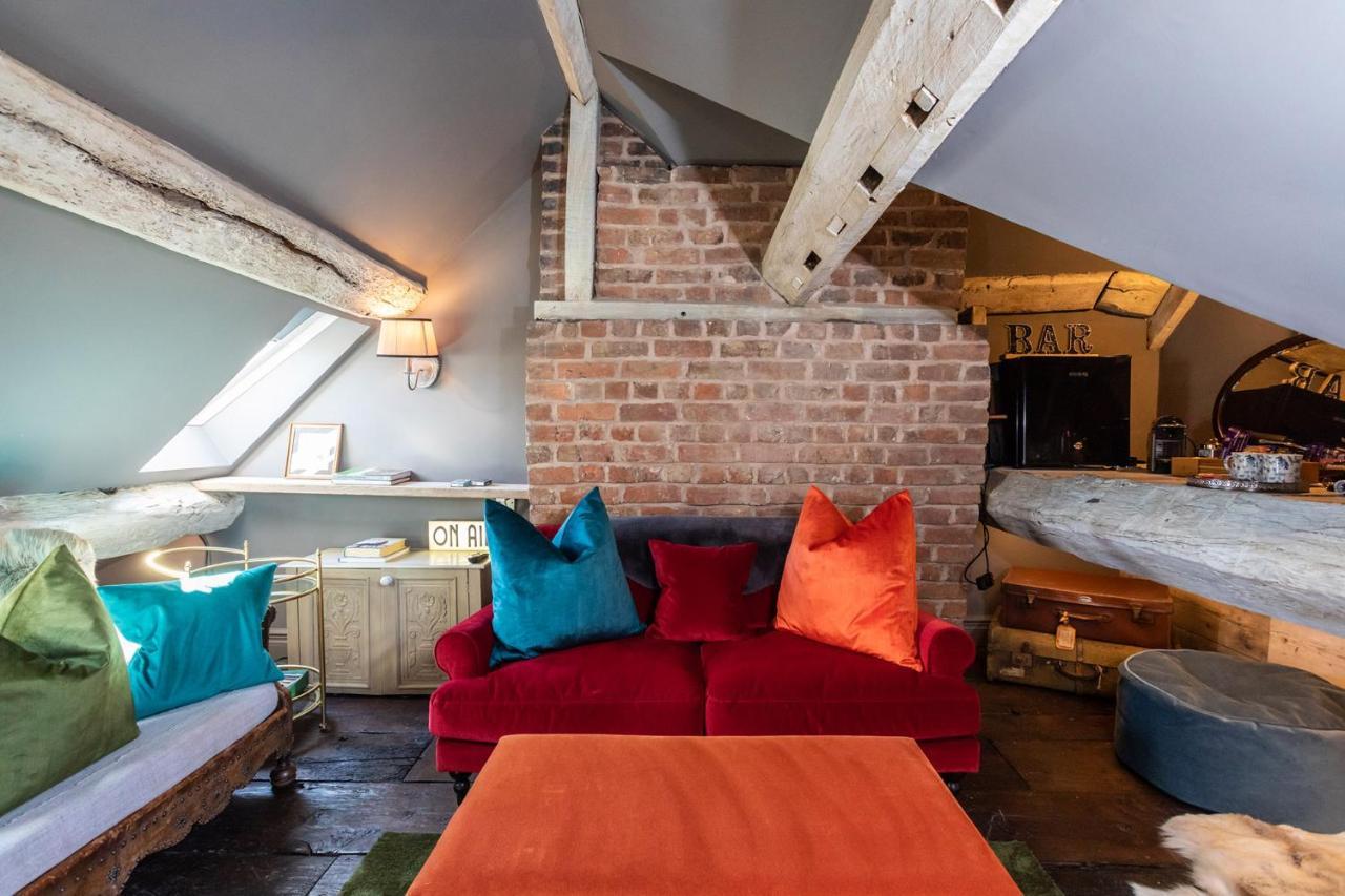 The Cocktail Lounge At Cheshire Boutique Bathhouse Apartment Нантуич Екстериор снимка