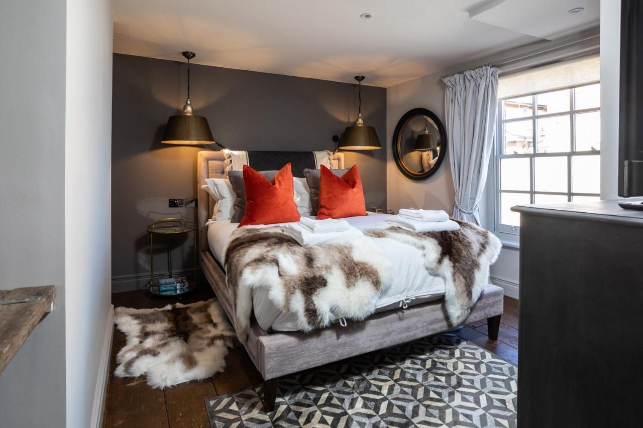 The Cocktail Lounge At Cheshire Boutique Bathhouse Apartment Нантуич Екстериор снимка