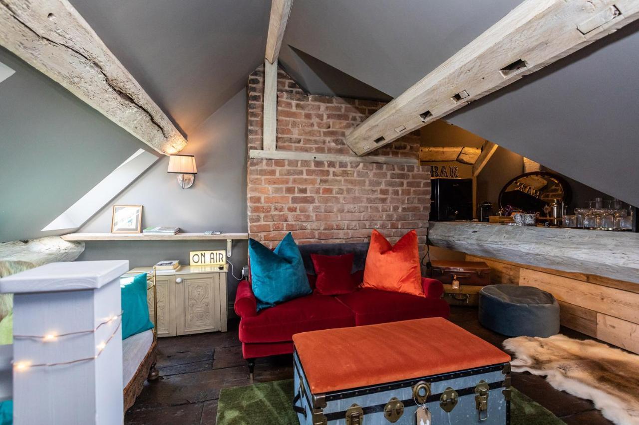 The Cocktail Lounge At Cheshire Boutique Bathhouse Apartment Нантуич Екстериор снимка