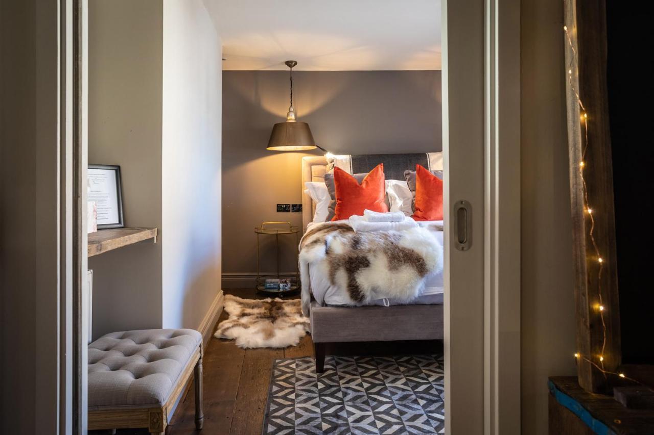 The Cocktail Lounge At Cheshire Boutique Bathhouse Apartment Нантуич Екстериор снимка